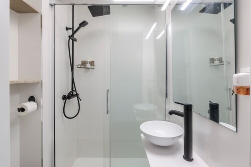 Apartment "Dream" with Balcony & Wi-Fi