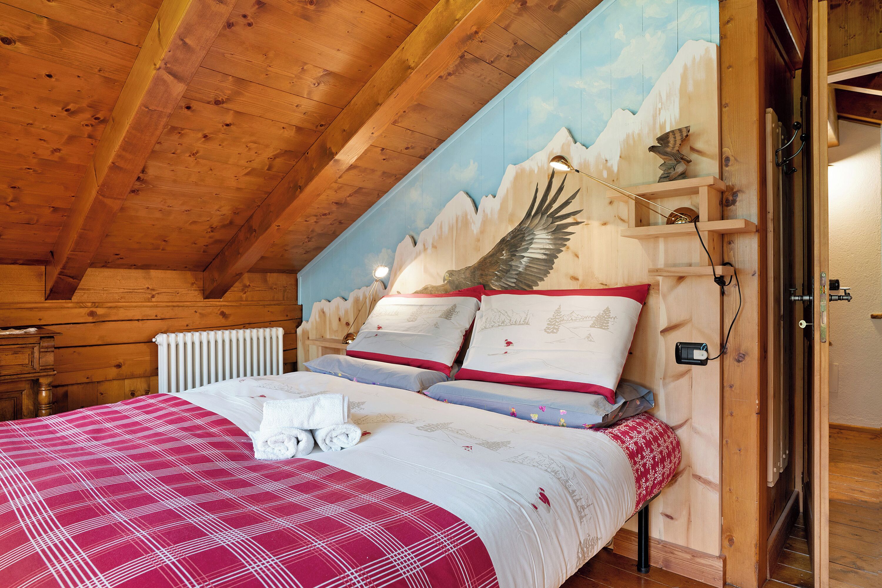 1 habitación, tabla de planchar con plancha, wifi gratis y ropa de cama 