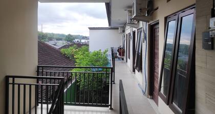 SPOT ON 90962 Sedana House