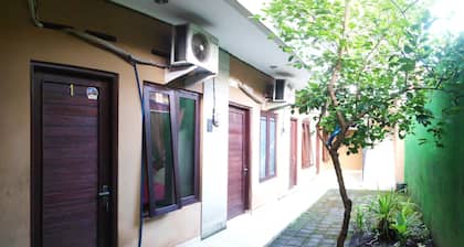 SPOT ON 90962 Sedana House