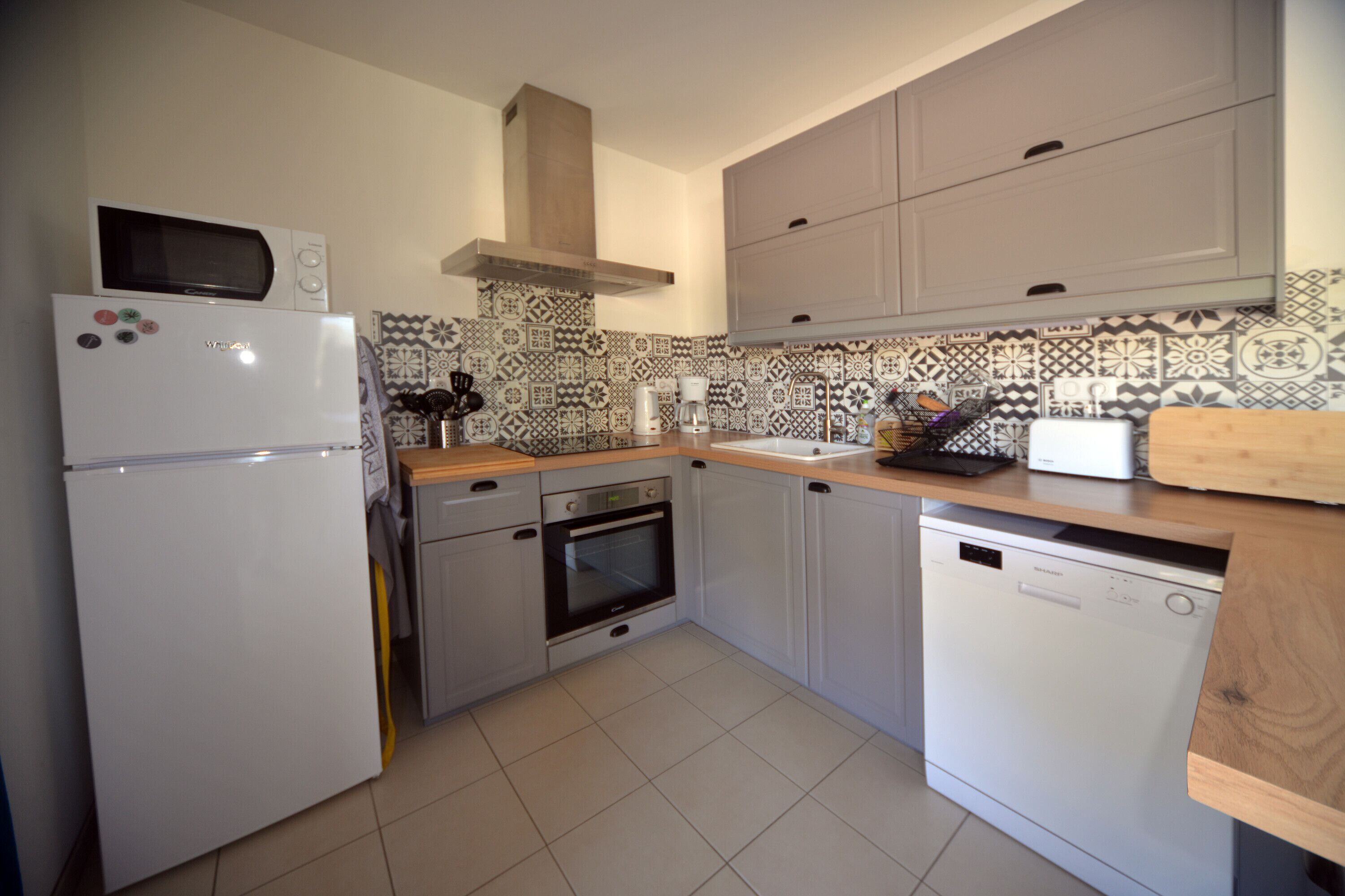 Holiday Home 'Gite À Martel Avec Piscine' with Pool, Terrace & Wi-Fi