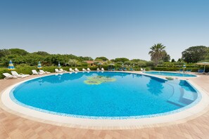 Pool - Farmhouse "Il Girasole - Malva" with Shared Pool, Shared Garden & Wi-Fi (Venturina Terme)