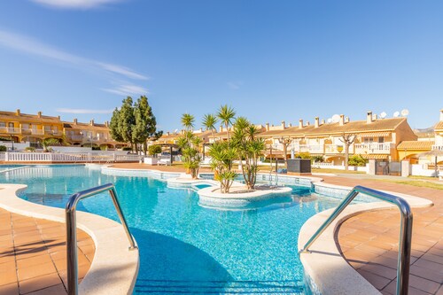 Ferienhaus 'Sol Y Sombra' mit Gemeinschaftspool, WLAN und Klimaanlage