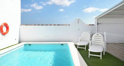 Vacation Home "Casa Sheila" with Private Pool, 2 Private Terraces & Wi-Fi