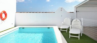 Vacation Home "Casa Sheila" with Private Pool, 2 Private Terraces & Wi-Fi