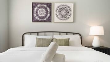 2 Schlafzimmer, Schreibtisch, Bügeleisen/Bügelbrett, kostenloses WLAN