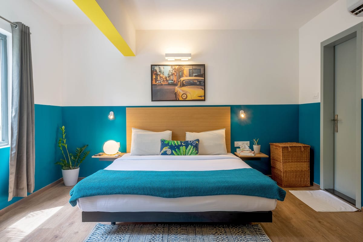 1 habitación, ropa de cama de alta calidad, escritorio y wifi gratis