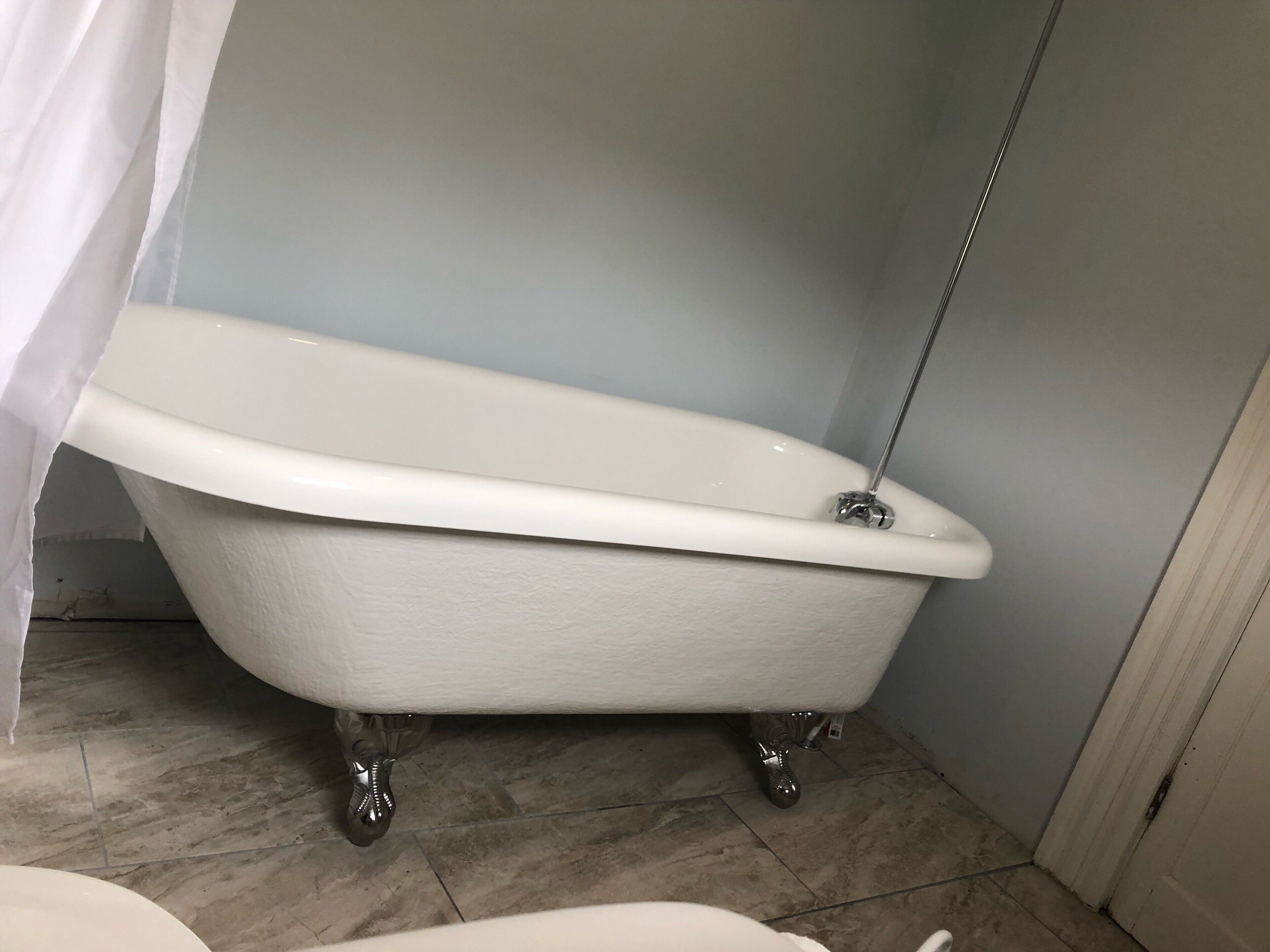 Millie's Bay Heaven - Historic Cottage on the Sea