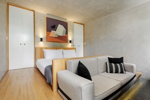 1 bedroom, desk, iron/ironing board, free WiFi
