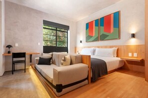 1 多间卧室、办公桌、熨斗/熨衣板、WiFi