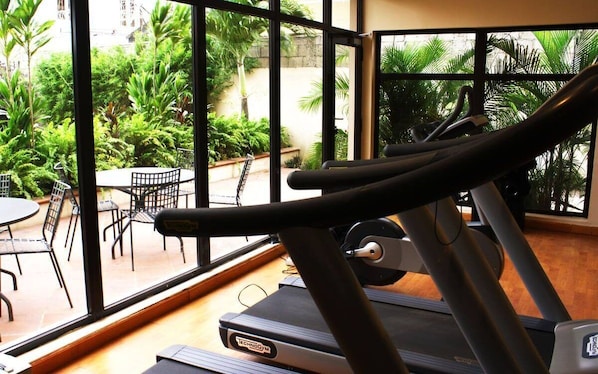 Gym - Carlson Hotel (Lagos)
