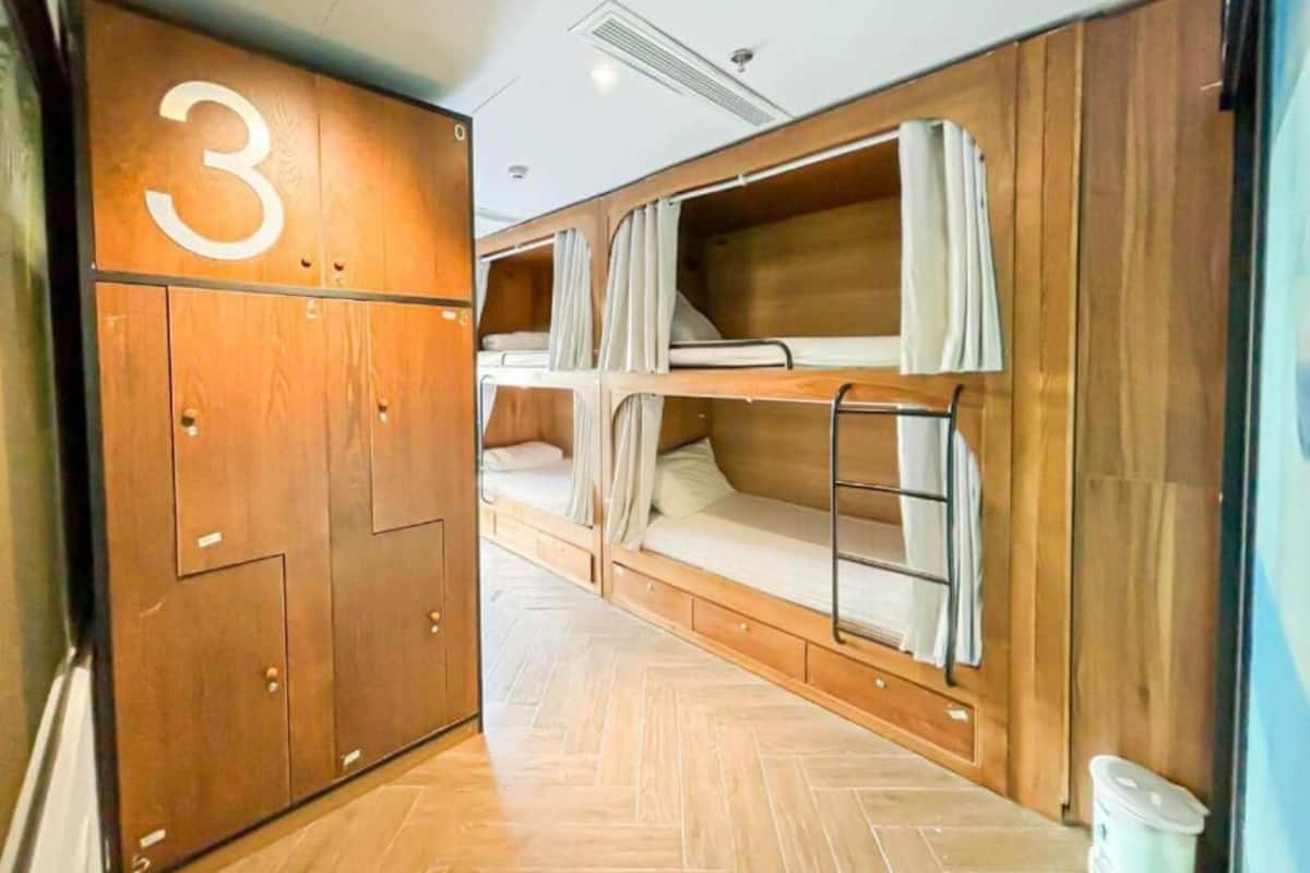 1 bedroom, premium bedding, minibar, individually furnished
