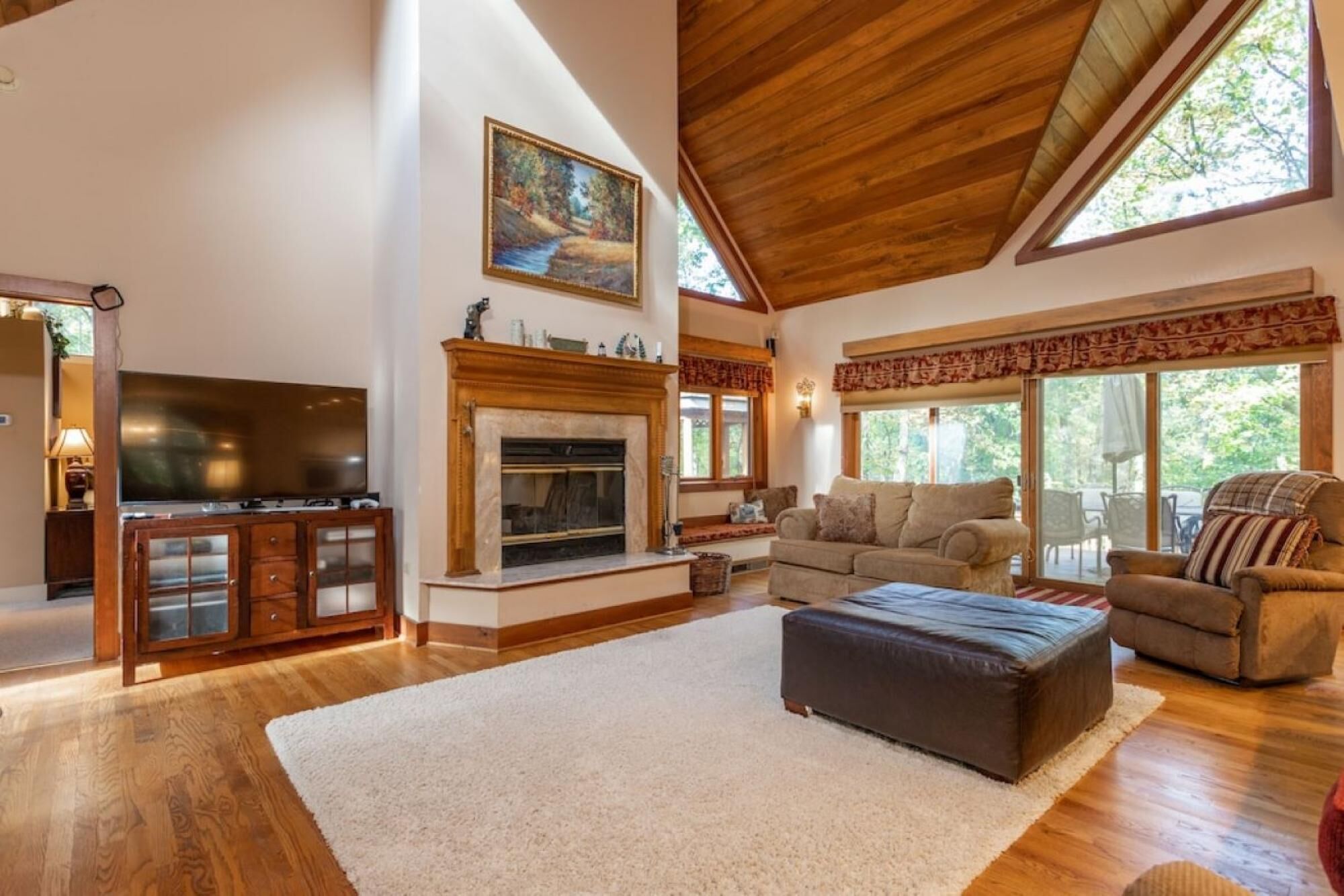 Book Spring Summer Luxury House at Wintergreen