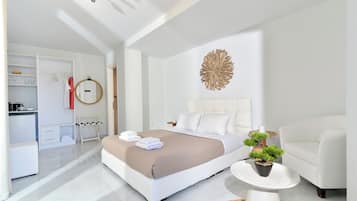 Double Room, Garden View | Egyptian cotton sheets, premium bedding, down comforters, pillowtop beds