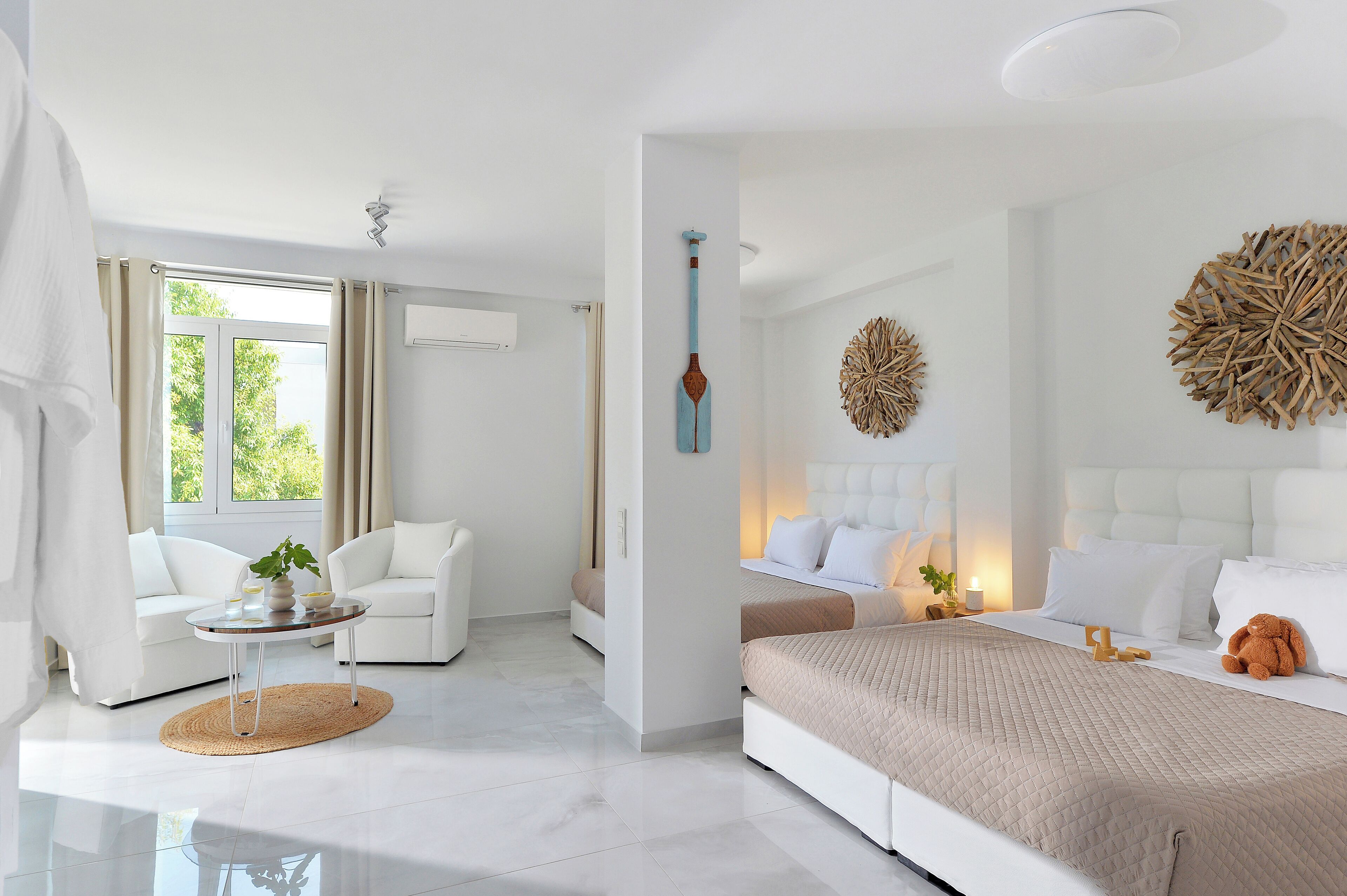 Family Room, Balcony | Garden view