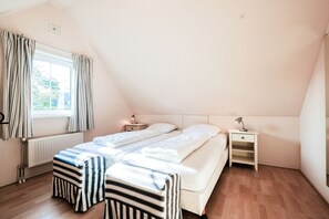 4 camere, ferro/asse da stiro, culla da viaggio, Wi-Fi gratuito