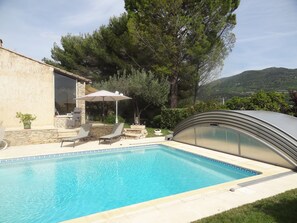 Piscine extérieure