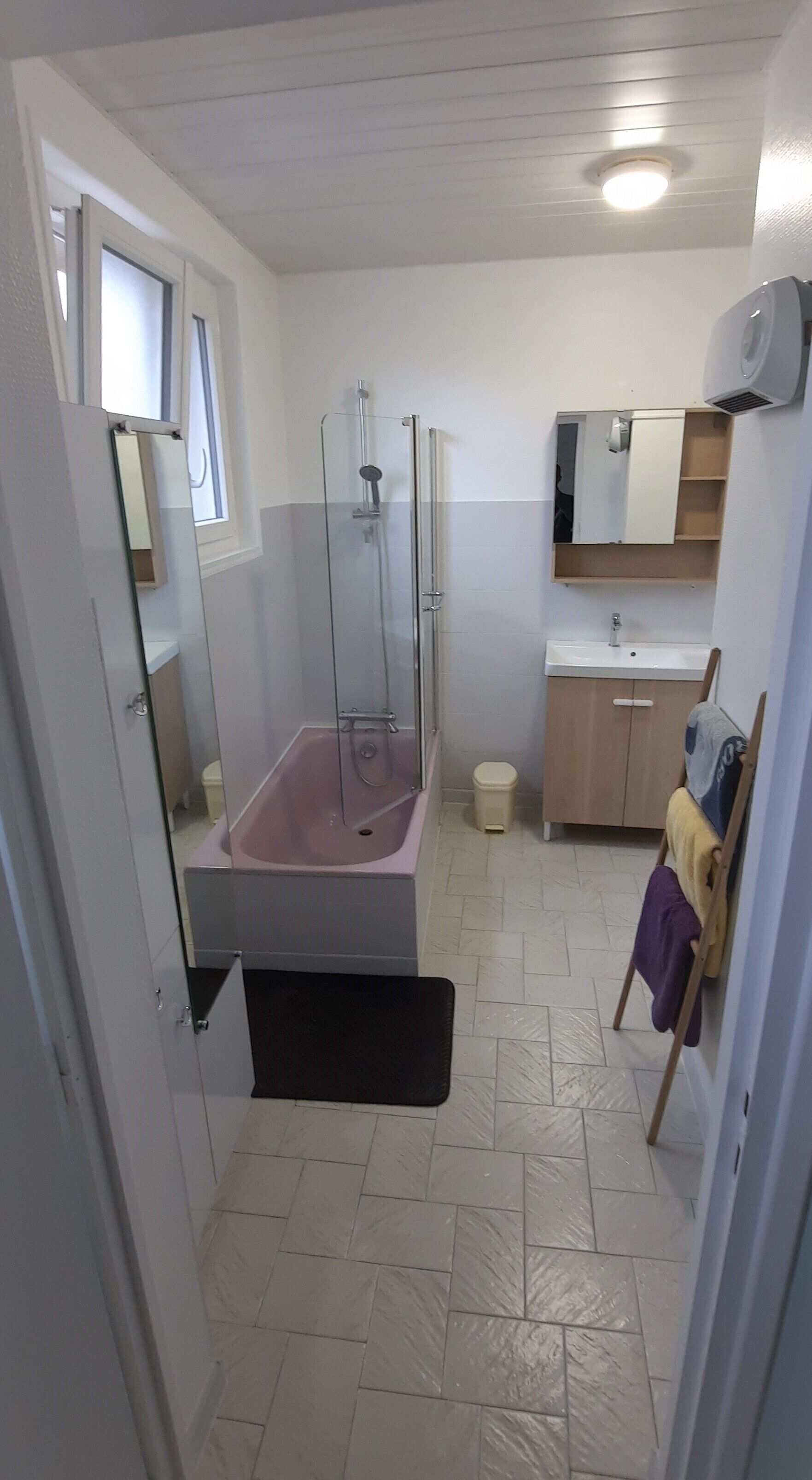 Près de la Rivière