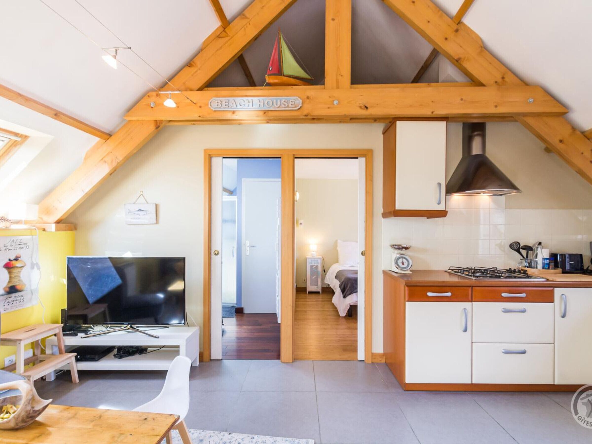 1 soveværelse, internetforbindelse