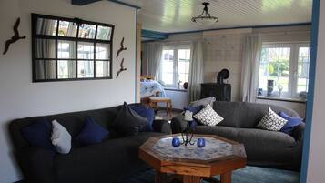 Smart-TV, Videospiele, DVD-Player