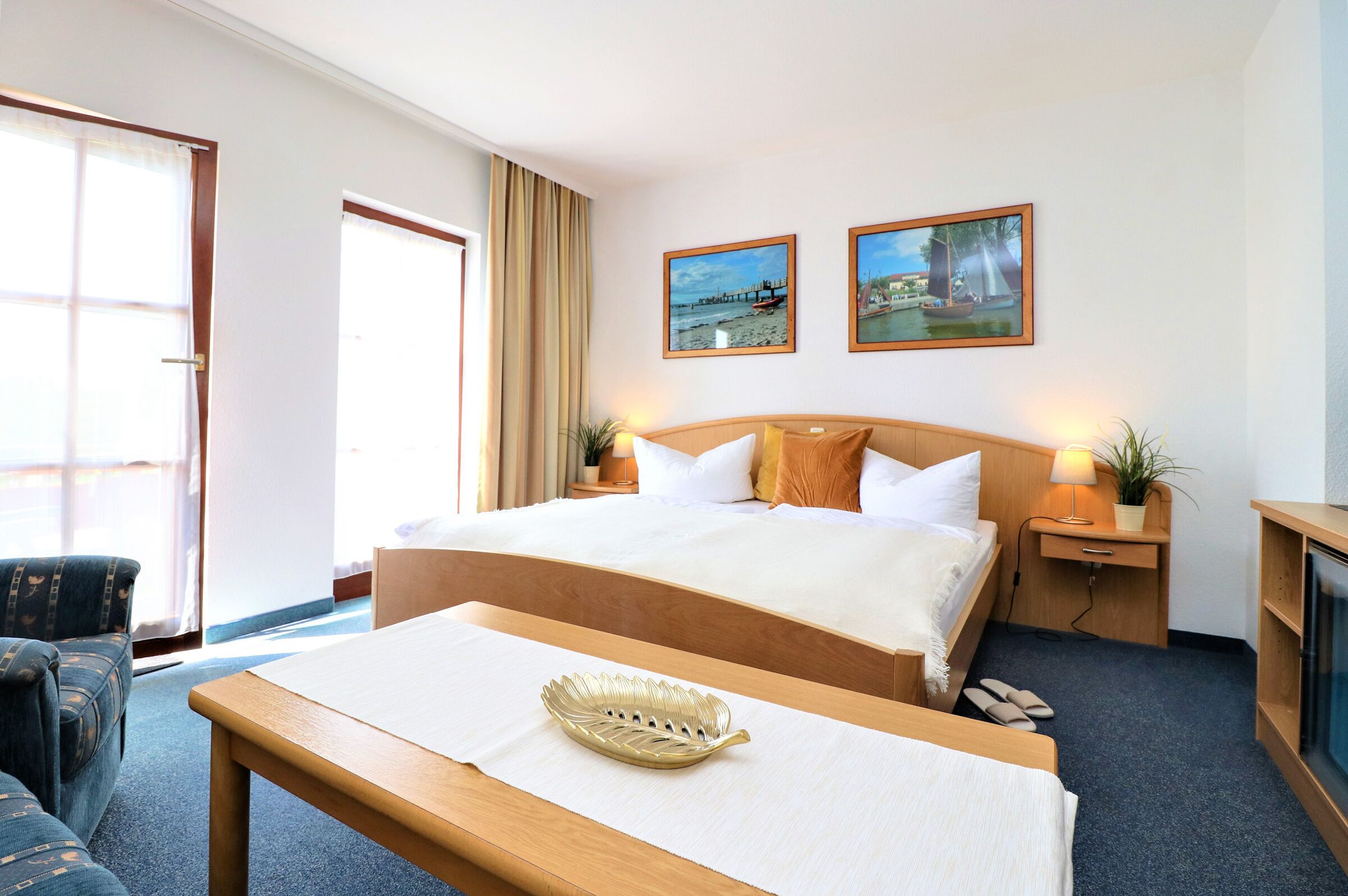 Doppelzimmer mit Balkon Direkt am Hafen von Wustrow