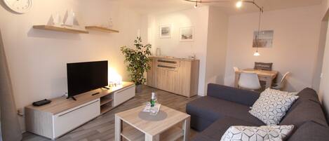 TV, stereo