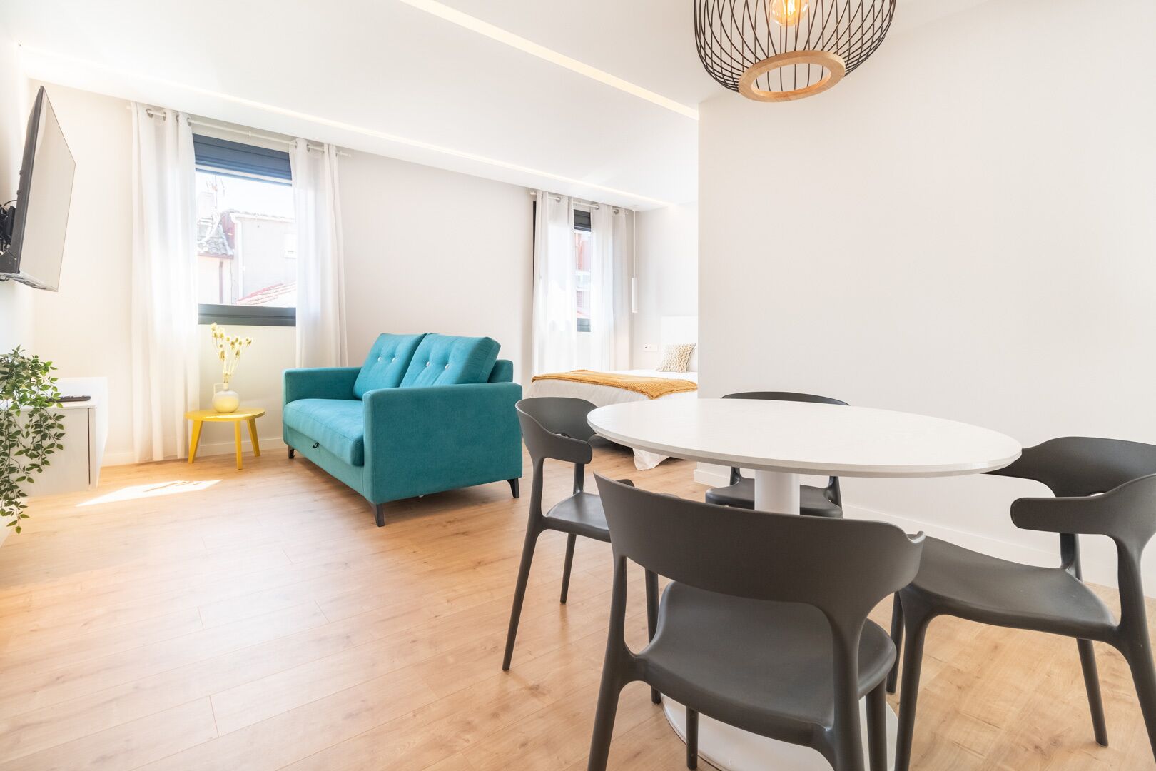 Design Loft | Living area | 58-inch Smart TV with cable channels, TV