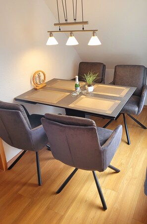 تناول الطعام