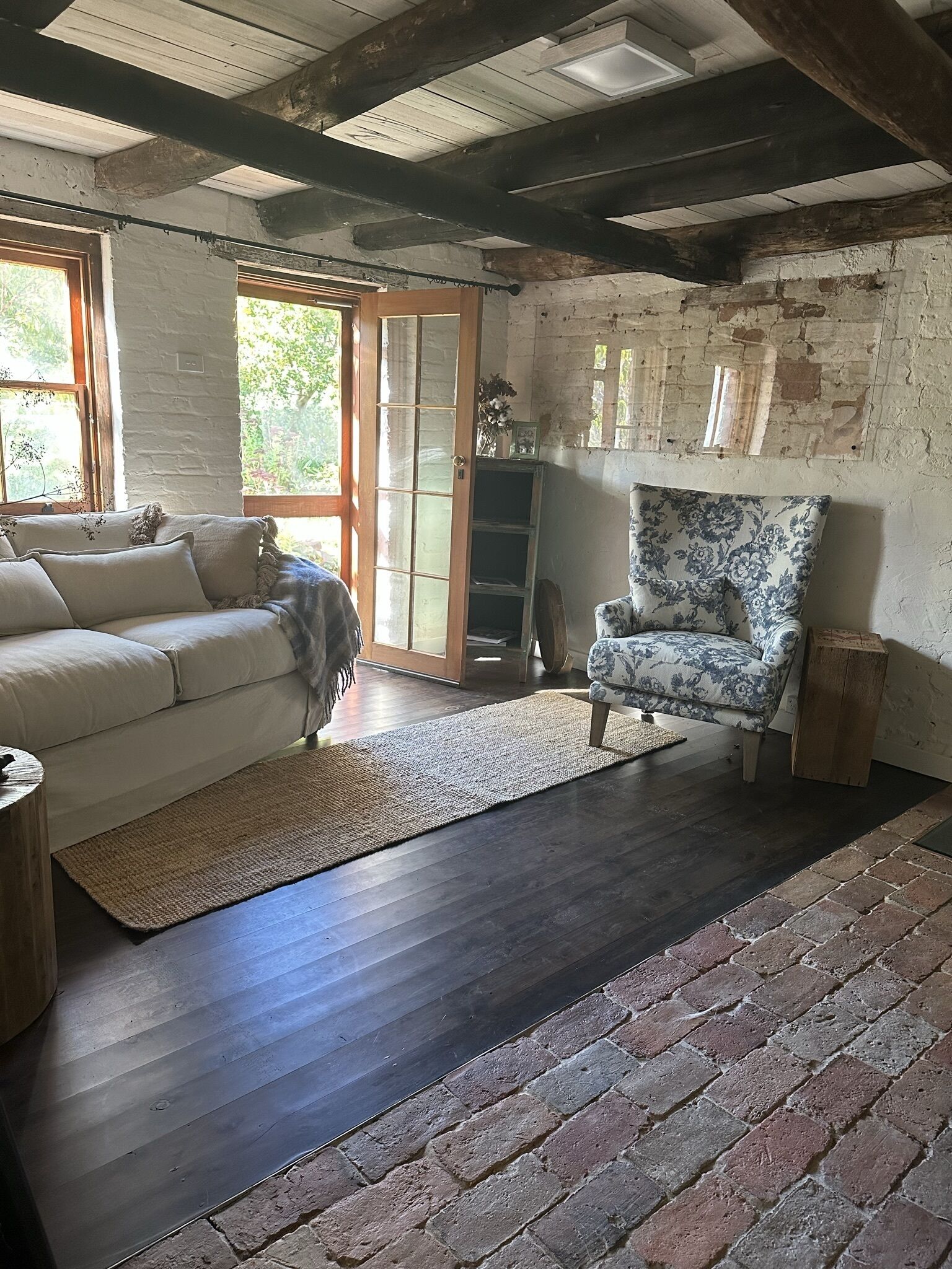 Restored 1826 Convict Quarters at Locksley. 15 Mins to Bathurst