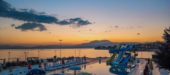 DEDEMAN VAN RESORT & AQUA