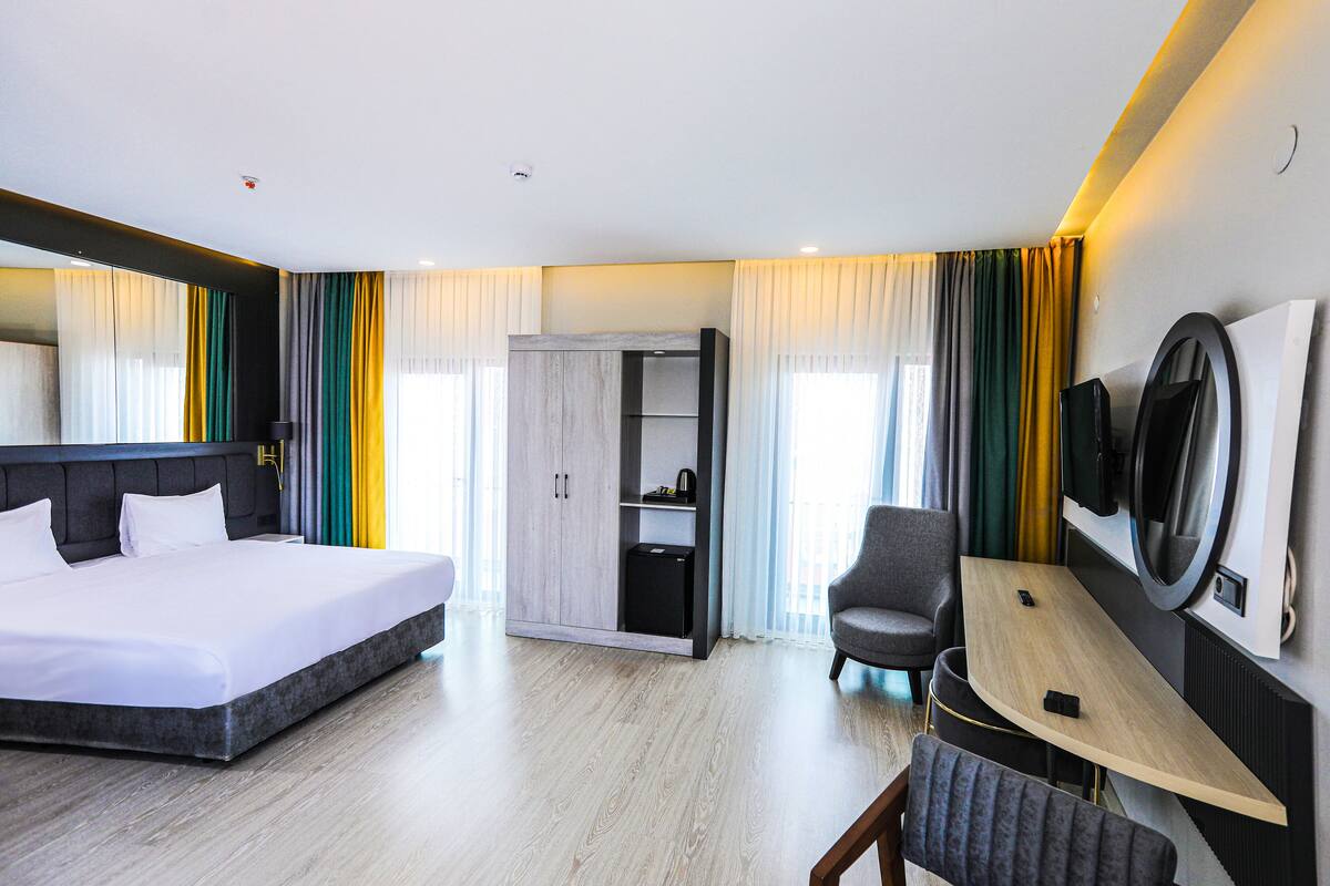 Suite – exclusive | Sengetøy av topp kvalitet, senger med Select Comfort-madrass og minibar