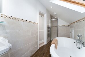 Hair dryer - Cottage 435 - Clifden - sleeps 6 guests  in 3 bedrooms (Clifden)