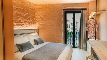 Classic Room | 1 bedroom, premium bedding, down duvets, memory-foam beds