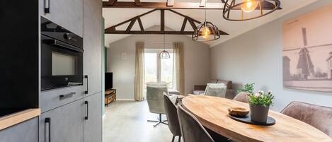 獨棟房屋 | 用餐區