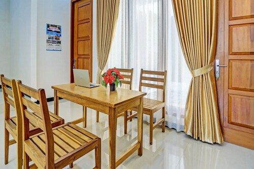 OYO Life 92321 Abiyan Villa Homestay Syariah