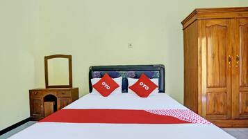Economy Double Room | Free WiFi, bed sheets