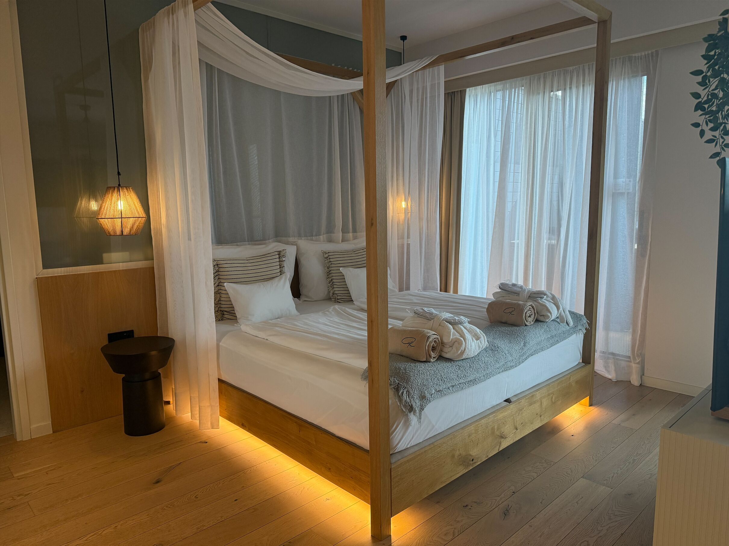 Suite estudio Royal | Ropa de cama de alta calidad, minibar, caja fuerte y escritorio