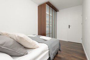 1 soverom, strykejern/-brett, wi-fi og sengetøy