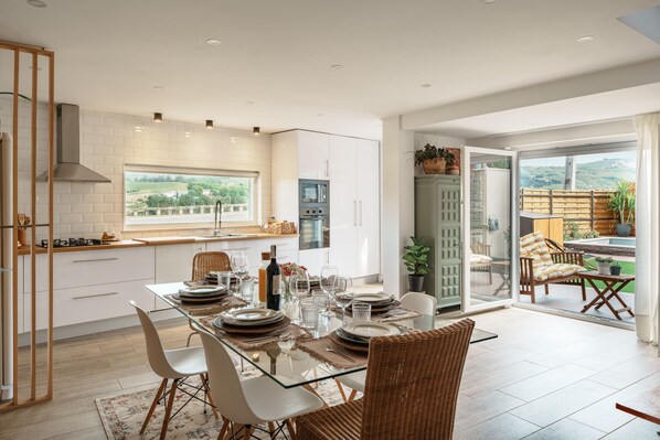 Villa | Private kitchen - Feel Discovery Casa Com Alma (Peso da Régua)