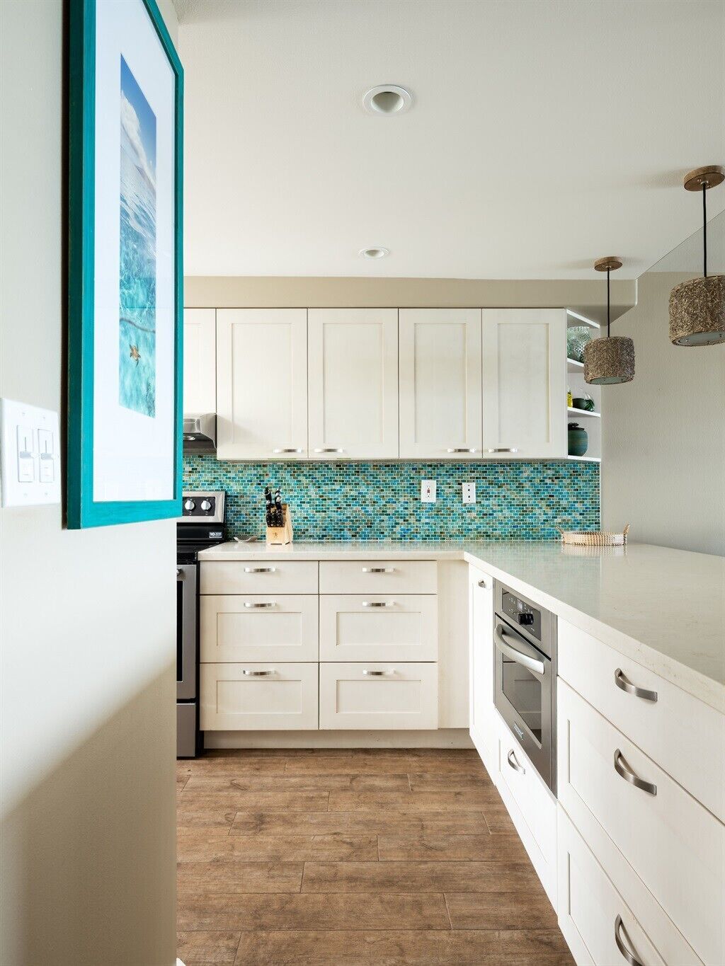 Kylskåp, mikrovågsugn, ugn och spishäll