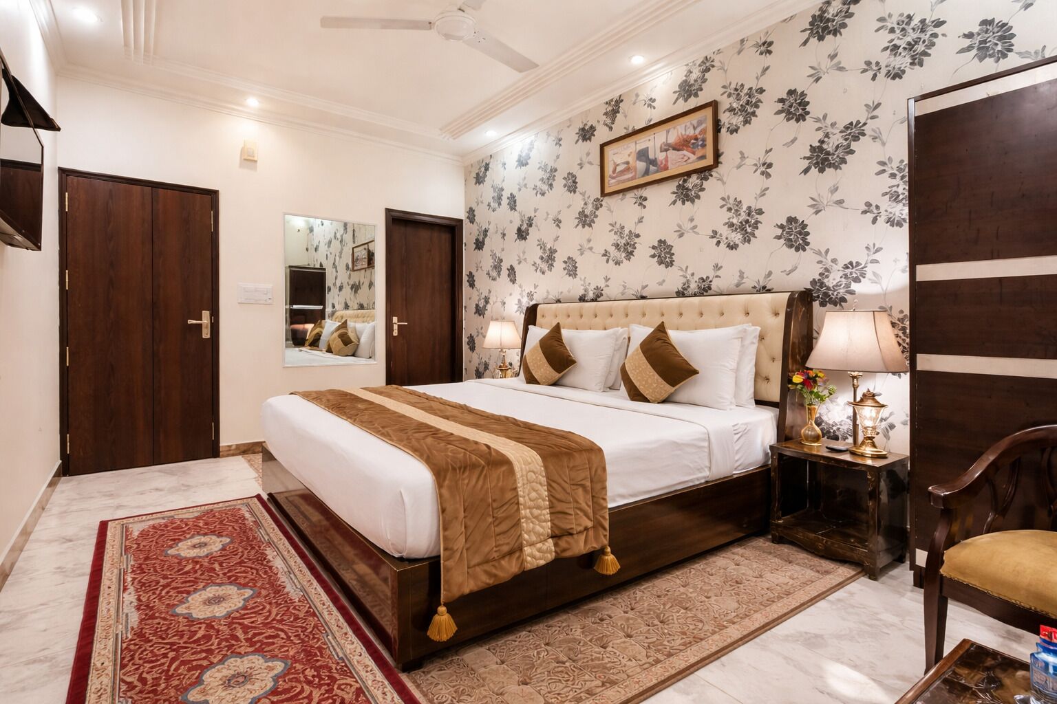 Photo - Hotel WHITE & BLUE Delhi Airport