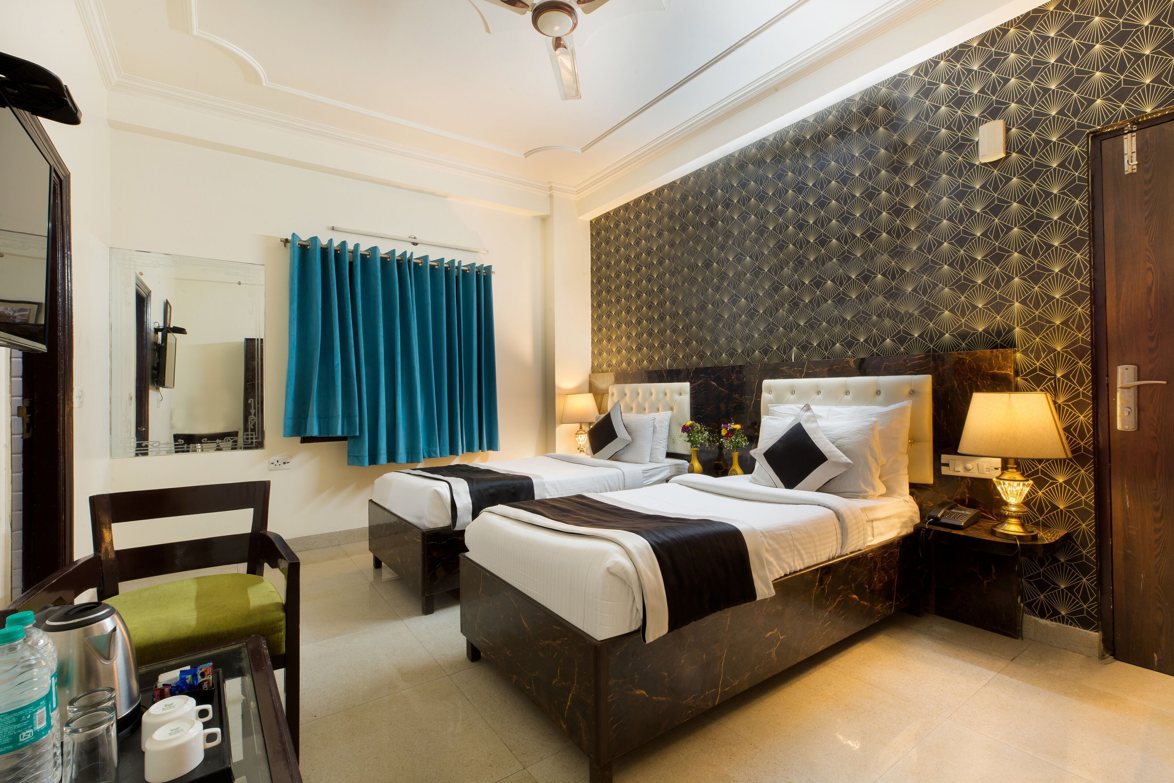 1 bedroom, Egyptian cotton sheets, premium bedding, Select Comfort beds