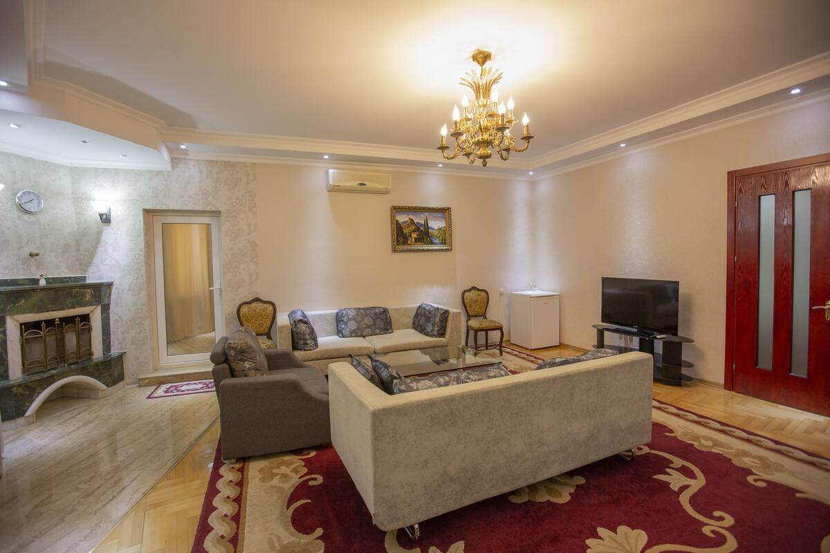 Junior Suite | In-room safe, desk, blackout drapes, iron/ironing board (on request)