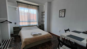 1 camera, Wi-Fi, lenzuola
