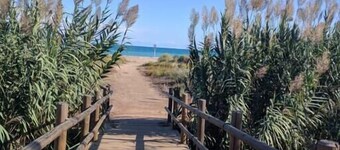 Paradis I (with seaviews)