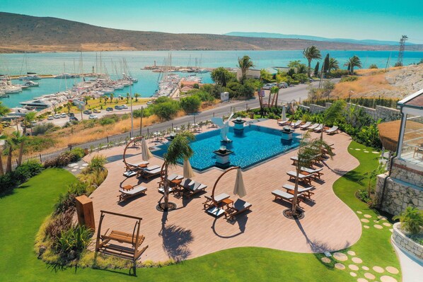 Seasonal outdoor pool - Port Vista Alaçatı (Cesme)