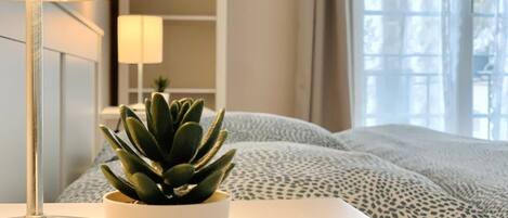 1 dormitorio, cuna de viaje, wifi gratis y ropa de cama