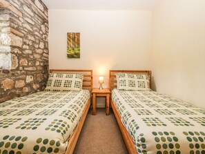 2 bedrooms, individually decorated, individually furnished, free WiFi - Aqueduct Cottage (Pontypool)