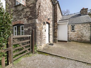 Exterior - Aqueduct Cottage (Pontypool)