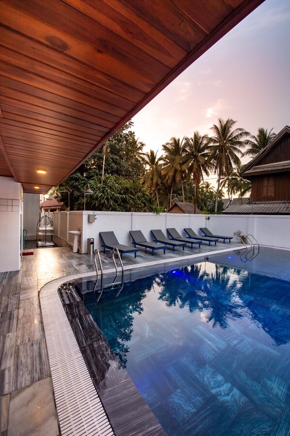 Exterior - LuangPrabang Centre Hotel (Luang Prabang)